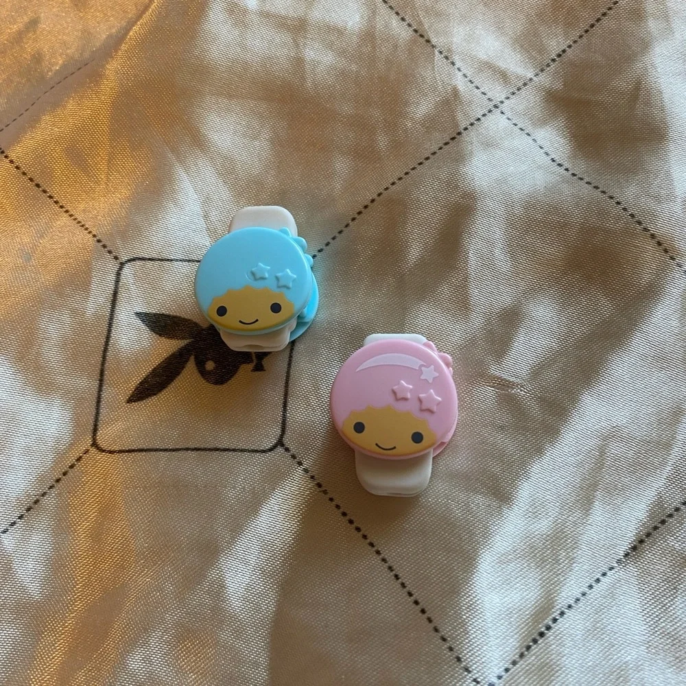 Little Twin Stars charger protecter